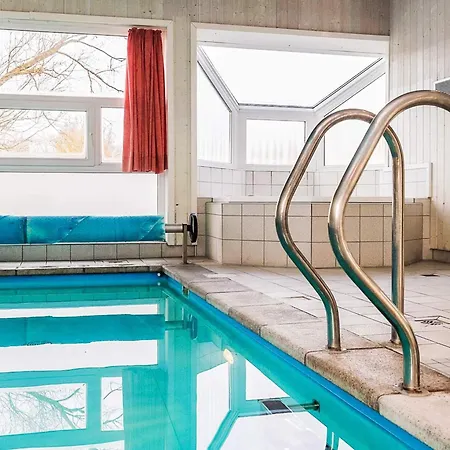4 Star In Ottendorf Ferienhaus