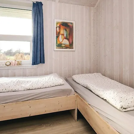 4 Star In Ottendorf Ferienhaus *
